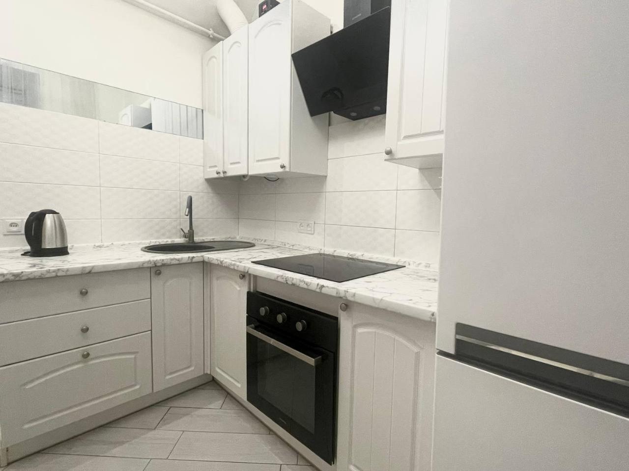 Куліша 15, Апартаменти В Центрі,Тц Форум,Оперний Lviv Ngoại thất bức ảnh